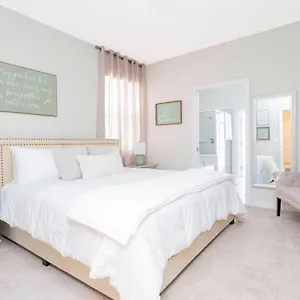 7-bed W Pool, Game And Free Access Holiday home Davenport