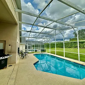 Grand Family Superior 4br House Near Parks Holiday home Davenport